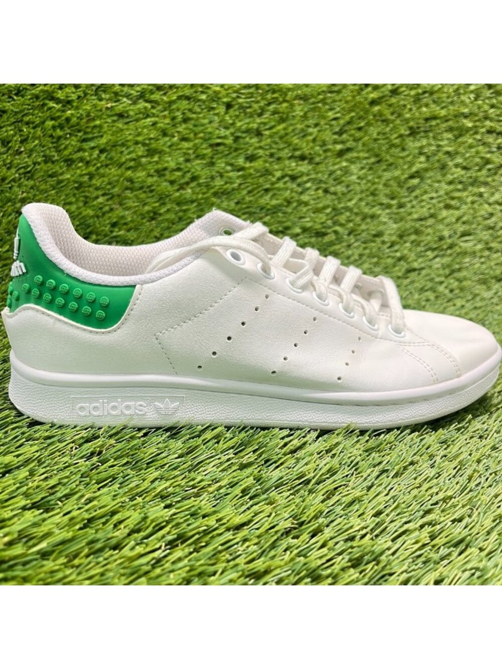 Adidas Stan Smith x LEGO Boys Size 6Y White Athletic Leather Shoes Sneakers